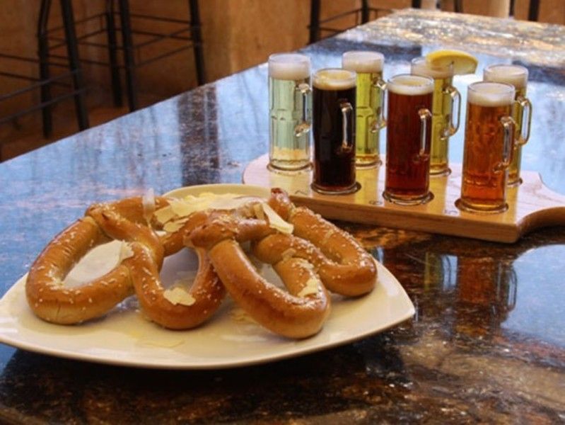 Oak Creek Brewery & Grill