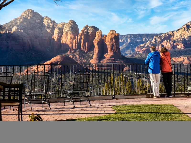 Sky Ranch Lodge